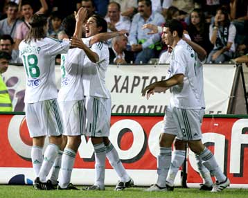 Συγχαρητήρια από Τεν Κάτε και Αντωνίου μετά το ματς