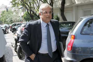 Καμία κυβέρνηση δεν μπορεί να υλοποιήσει τις εξαγγελίες του ΠΑΣΟΚ, λέει ο Γ.Παπαθανασίου