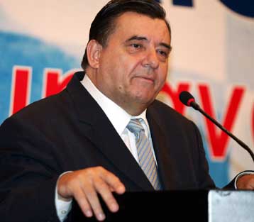 Βασικό μετεκλογικό ρόλο του ΛΑΟΣ προβλέπει ο Γ.Καρατζαφέρης