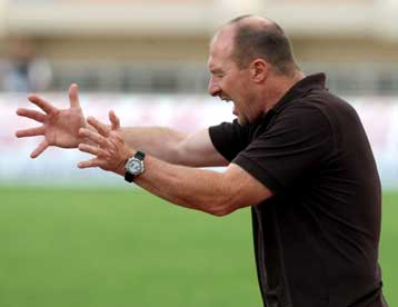 Ο Βολφ «έκοψε» το ρεπό της Δευτέρας στους παίκτες της Ξάνθης