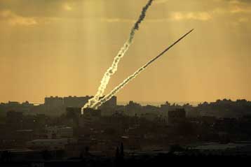 «Εγκλήματα πολέμου» και από τις δύο πλευρές στη Γάζα διαπιστώνει ο ΟΗΕ