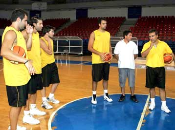 Αποφασίζουν ΑΕΚ και ΕΕΑ για τη συμμετοχή της «Ένωσης» στην Α1