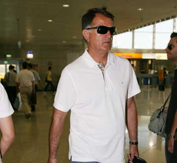 «Δύσκολη η νίκη στην Αγγλία» τόνισε ο Μπάγεβιτς