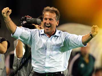 Στην Αθήνα ο Ζίκο για να δει τον Ολυμπιακό;