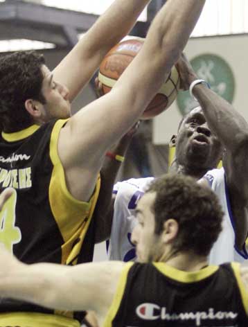 Ο Ηρακλής νίκησε 89-85 την ΑΕΚ σε φιλικό στη Νάουσα