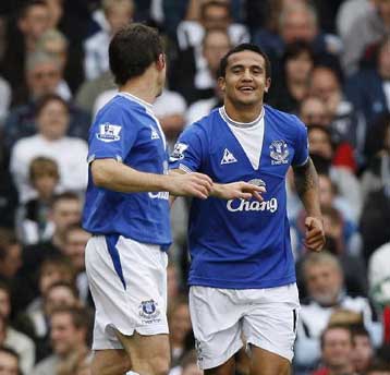 Η Εβερτον απέκτησε τον Aυστραλό Νιλ