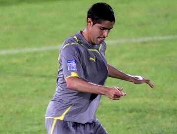 Στη διάθεση του Μπάγεβιτς και ο Αρτσε με Εβερτον