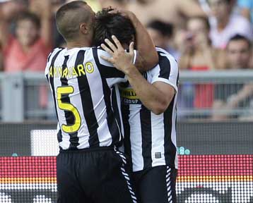 «Θα επιστρέψω σύντομα» υποσχέθηκε ο Ντιέγκο, τραυματίστηκε ο Καναβάρο