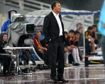 Όλοι μαζί χάνουμε και κερδίζουμε, δικαιολόγησε ο Τεν Κάτε