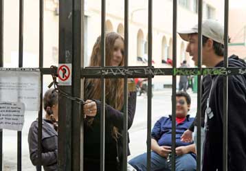 «Λουκέτο» στο 2ο Λύκειο Πολίχνης, λόγω έλλειψης αιθουσών διδασκαλίας