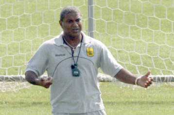 «Πάμε για τη νίκη στο ΟΑΚΑ» είπε ο Μαζίνιο που δεν φοβάται τον Παναθηναϊκό