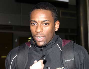 Τον Αμερικανό πλέι μέικερ Κουίντον Ντέι  απέκτησε ο Αρης