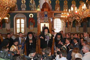 Πανηγυρική υποδοχή του Πατριάρχη στην Ελασσόνα αλλά και αιχμές για το σχίσμα του 1833