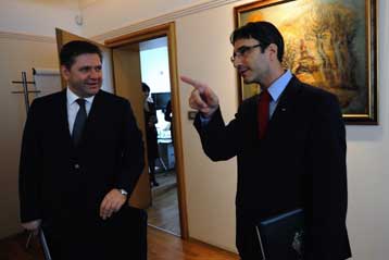 Αναθεώρηση της συμφωνίας Βουλγαρίας και Ρωσίας για το βουλγαρικό πυρηνικό σταθμό