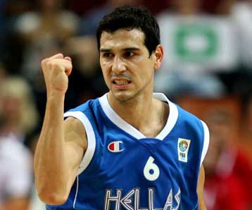 Τα εύσημα του Ζήση στον Σπανούλη και η πίστη για το μετάλλιο