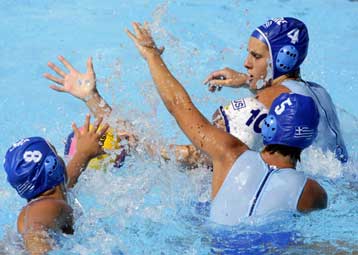 Για το χάλκινο στο πόλο με τις… μικρές Ολλανδέζες