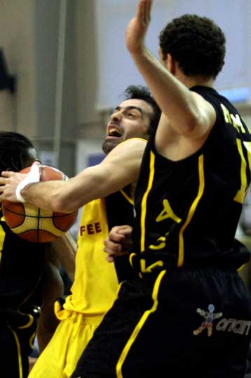 Εύκολη φιλική νίκη του Αμαρουσίου επί της ΑΕΚ με 77-70