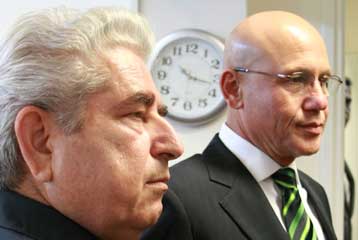 Δυνατότητα ελεύθερης εγκατάστασης Τούρκων στην Κύπρο ζητά ο Ταλάτ