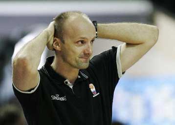 Παίζουμε με καρδιά, δήλωσε ο Ζντόβιτς