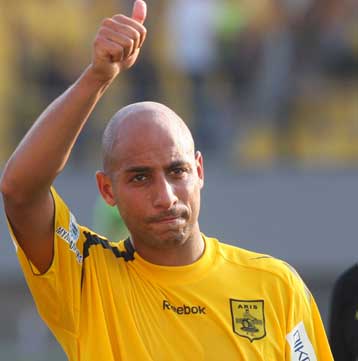 Μέχρι και ένα μήνα εκτός γηπέδων ο Ναφτί