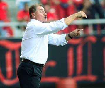 Ο… δοκιμασμένος Μαντζουράκης αναλαμβάνει την Ξάνθη