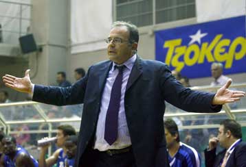 Φεύγει ο τραυματίας Σίμονς από το Περιστέρι και έρχονται δύο παίκτες