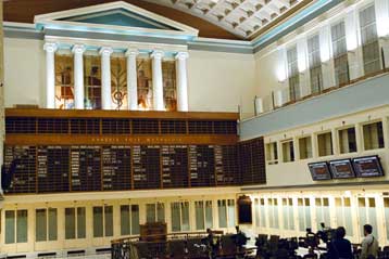 Παραπομπή 67 ατόμων για το «σκάνδαλο του Χρηματιστηρίου»