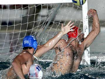 Ήττα από την Ισπανία και 8άδα μέσω μπαράζ για την Εθνική νέων ανδρών του πόλο