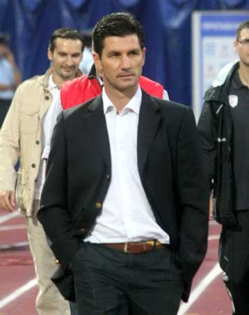 Διαψεύδουν στη Λάρισα τις φήμες για απομάκρυνση του Ουζουνίδη