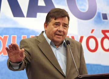 Τις προτάσεις του ΛΑΟΣ για την καταπολέμηση της ανεργίας επανέλαβε ο Γ.Καρατζαφέρης