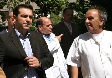 Για χρεωκοπία του ΕΣΥ κατηγόρησε τα μεγάλα κόμματα ο Αλ.Τσίπρας