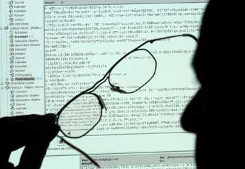 Για πλαστά email που ζητούν προσωπικά στοιχεία προειδοποιεί η Microsoft