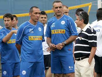 «Βάλτε πάθος στο παιχνίδι σας» ζήτησε ο Σπανός από τους παίκτες του Ατρομήτου