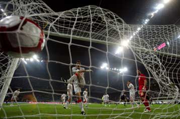 «Έβρεξε» γκολ σε Μιλάνο και Παλέρμο, ήττα της Μίλαν