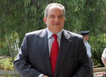 Σε ετοιμότητα οι δελφίνοι για την επόμενη ημέρα στη ΝΔ