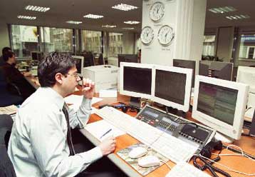 Δραματική εικόνα για τα κρατικά έσοδα και τις δαπάνες στο εννεάμηνο του 2009