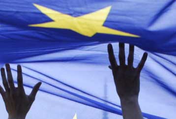 «Λήξη συναγερμού» από την Κομισιόν για τις τράπεζες της ανατολικής Ευρώπης