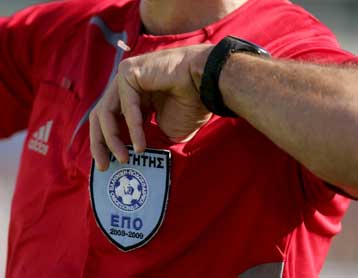 Η ΕΠΟ πρότεινε για διεθνείς διαιτητές τους Σπάθα και Σταυρίδη