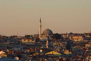 Σε ηλικία 97 ετών πέθανε ο «τελευταίος Οθωμανός διάδοχος», Ερτουγρούλ Οσμάνογλου