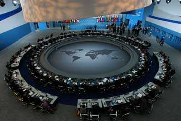 Διατήρηση των μέτρων στήριξης και «τσεκούρι» στα τραπεζικά μπόνους θέλει η G-20