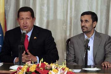 Ουράνιο με τη βοήθεια του Αχμαντινετζάντ ψάχνει ο Ούγκο Τσάβες