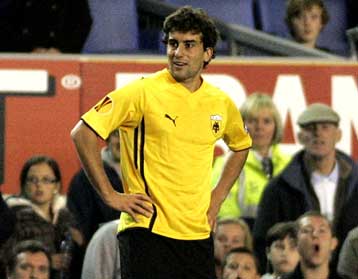 Βαριά τιμωρία της UEFA στον Αραούχο, αλλά ο Αργεντινός έστειλε… sms ήττας στον Λέτο