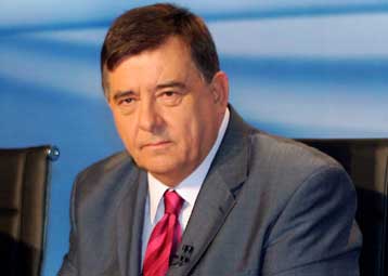 Η ΝΔ και το ΠΑΣΟΚ τα έχουν βρει μεταξύ τους, λέει ο Γιώργος Καρατζαφέρης