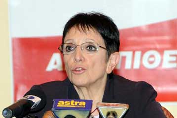 «ΝΔ και ΠΑΣΟΚ θα φορτώσουν την κρίση στους εργαζόμενους», λέει η Αλέκα Παπαρήγα