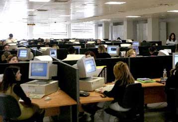 Έκτακτο επίδομα αλληγεγγύης για τους ασθενέστερους υπόσχεται το ΠΑΣΟΚ