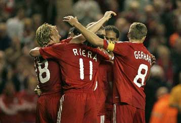 Με απουσίες η Λίβερπουλ στο ντέρμπι με τη Φιορεντίνα για το Champions League