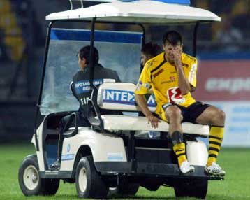 Κάκωση μηνίσκου ο Γκιάρο, δεν ανησυχούν στον Αρη