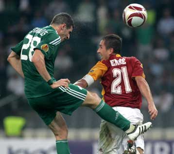 Σουηδός και Ισπανός«σφυρίζουν» ΑΕΚ και Παναθηναϊκό στο Europa League