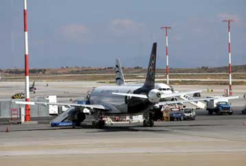 Τι απαντά το υπουργείο Μεταφορών για τη γραμμή της Κωνσταντινούπολης