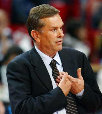 Ο ΠΣΑΚ εξέδωσε ανακοίνωση κατά του Γιάννη Ιωαννίδη